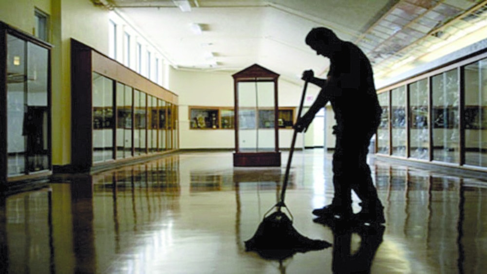 Collaboratori scolastici, per un buon funzionamento della scuola ne servono altri 60 mila