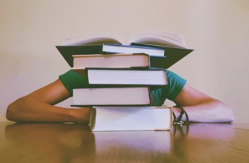 Dispersione scolastica in Italia, un quarto degli studenti non arriva alla maturità