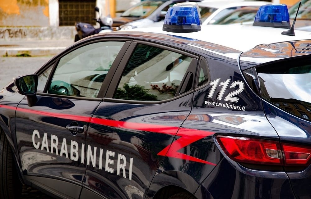 Piacenza, tre maestre di un asilo arrestate per maltrattamenti: tra loro una suora