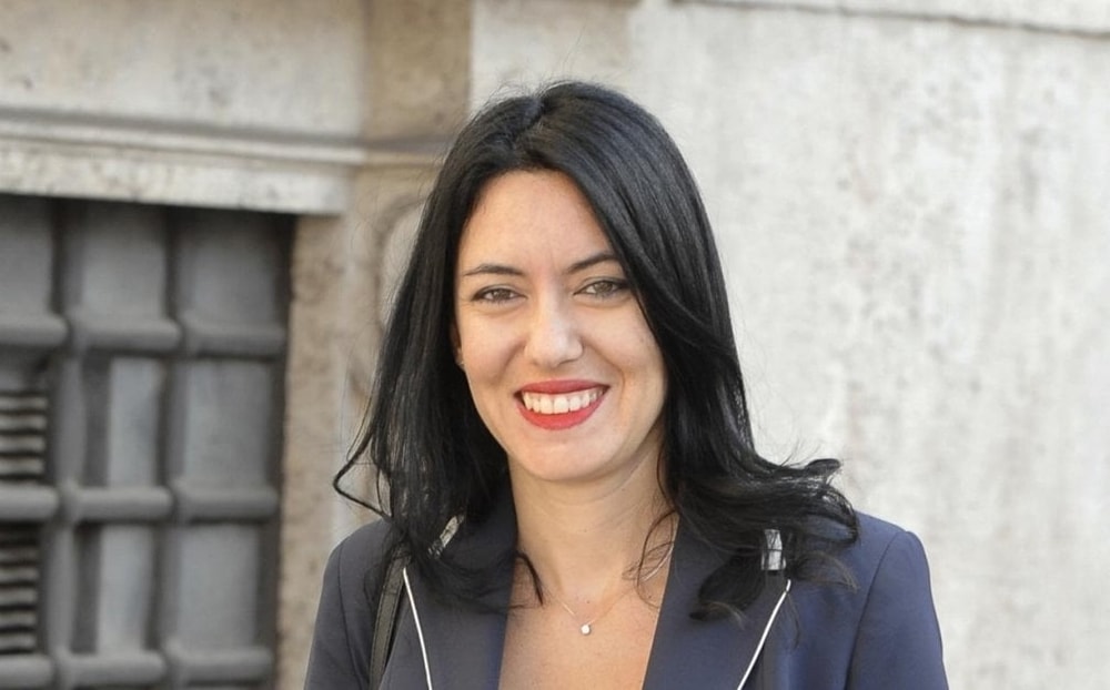 La Azzolina in Senato presenta le modalità di rientro a scuola