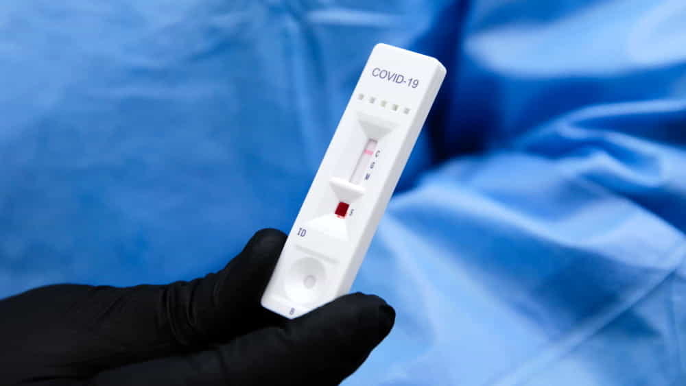 Screening anti-Covid, 13.000 positivi nel personale scolastico