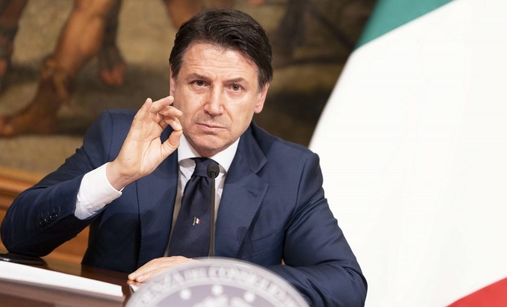 "Didattica a distanza e smart working per frenare i contagi": le parole di Conte