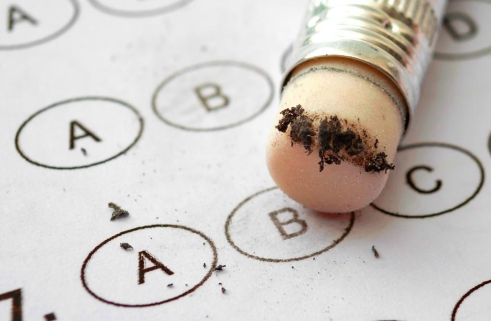 Concorso Ordinario Scuola Secondaria: 2 sbagli nei test e 2 punti in più ai candidati