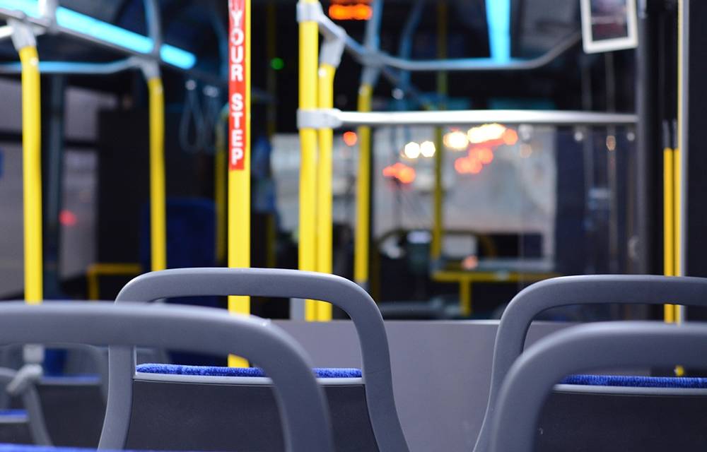 Bonus Trasporti da 60 euro aperto a docenti, studenti e ATA: requisiti e come richiederlo