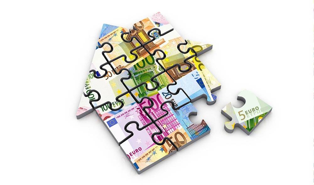 Valditara: “Caro affitti impone soluzione con Regioni, stipendi dei docenti inadeguati”