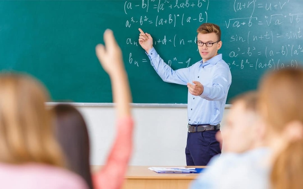 Docenti, domande online per supplenze 2023/24 da oggi lunedì 17 luglio