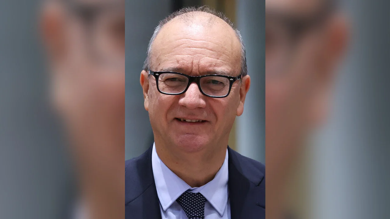 Consenso informato, Valditara: “È una legge di libertà”