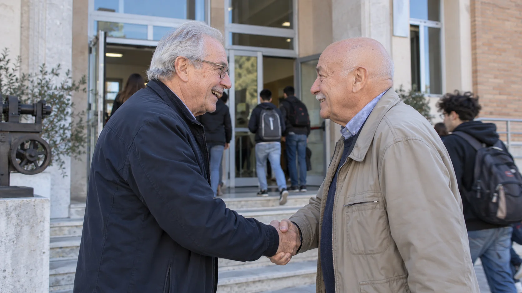 Mirandola, la 5B Meccanica del Galilei si ritrova dopo 50 anni