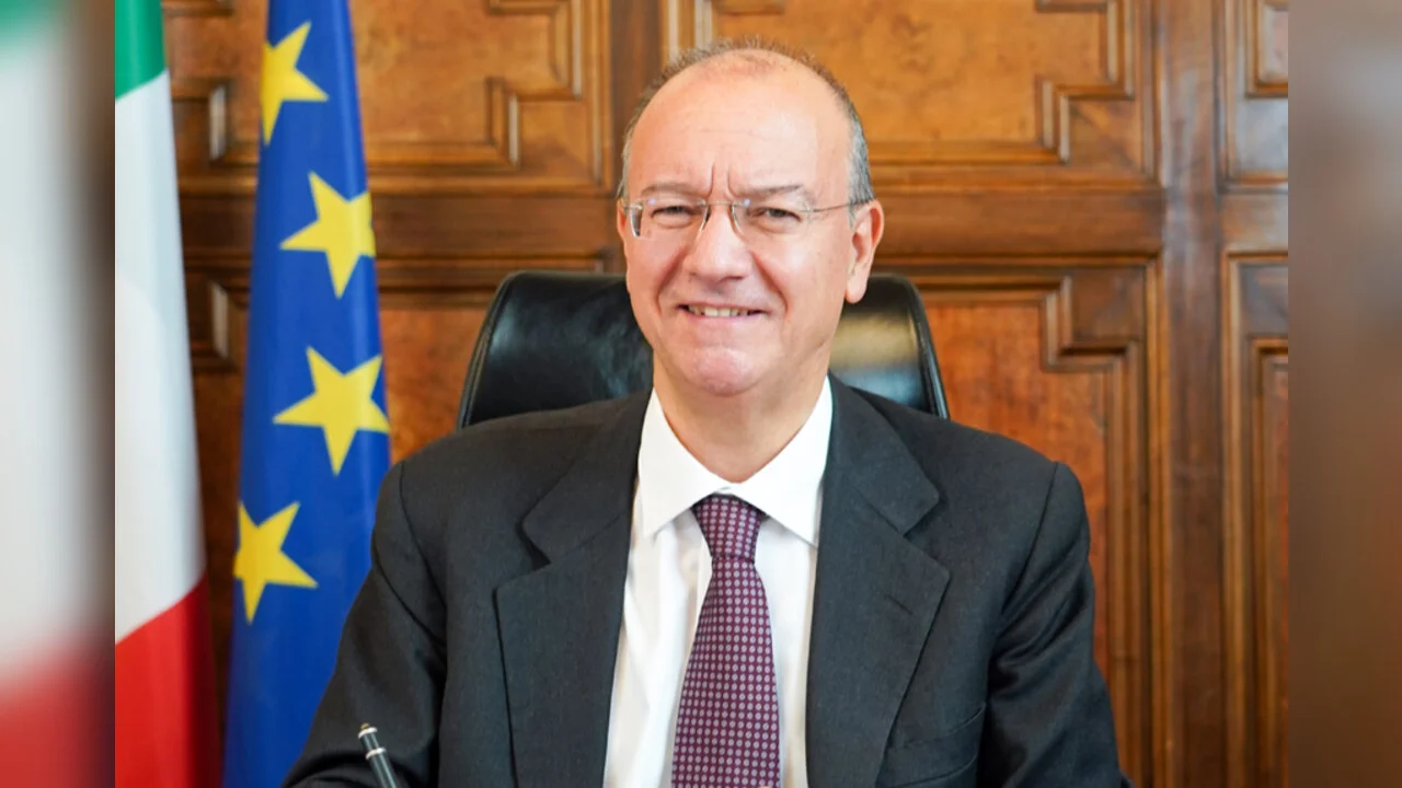 Studenti stranieri, Valditara annuncia corsi di italiano e nuove norme